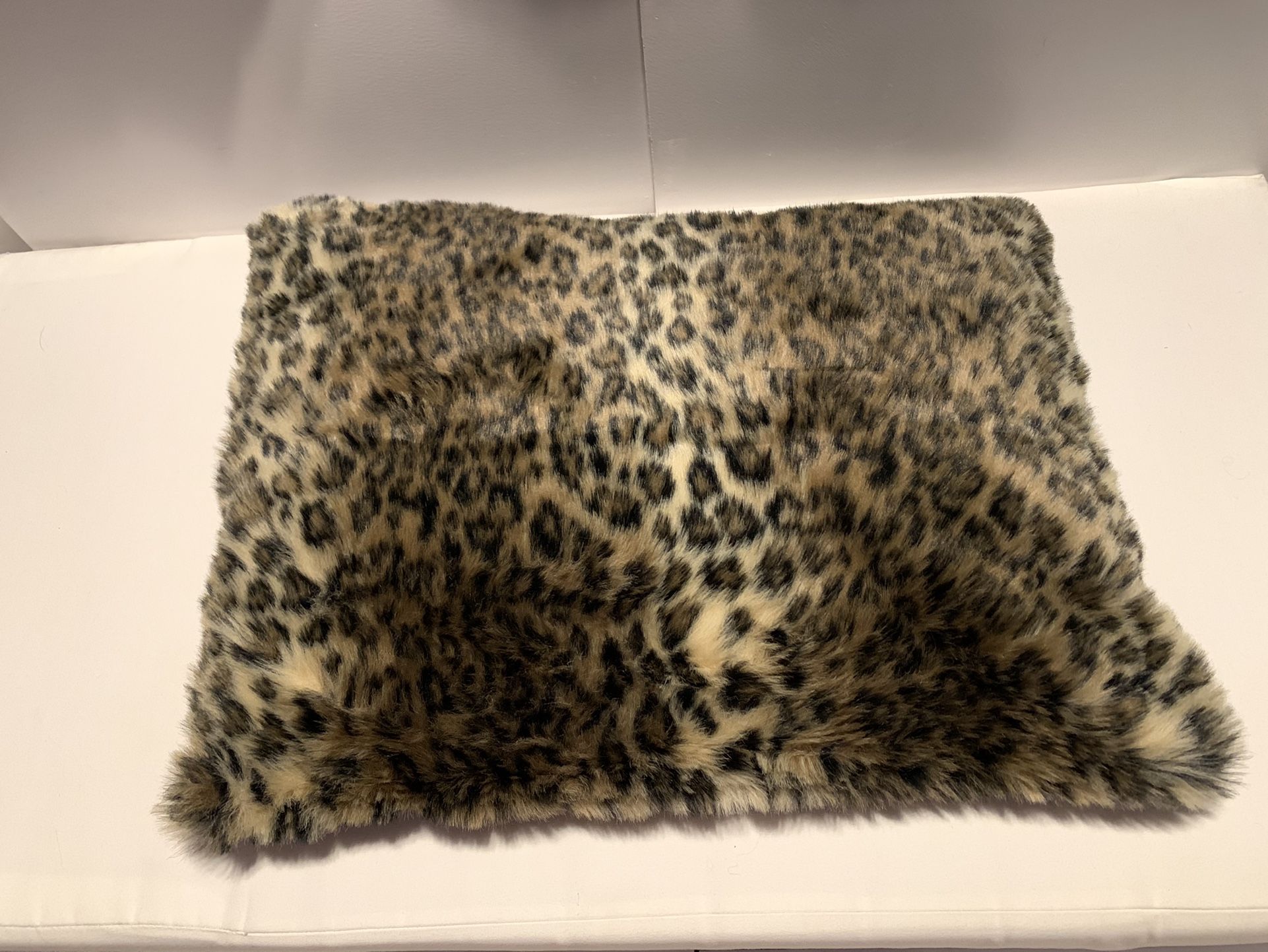 Feaux Leopard Pillow Cover With Pillow 20” X 26”