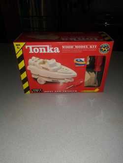 2002 TONKA BOAT AND TRAILER WOOD MODEL KIT NEW IN BOX