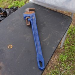 Kobalt Pipe Wrench. 24"
