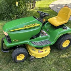 John Deere LT160 42”