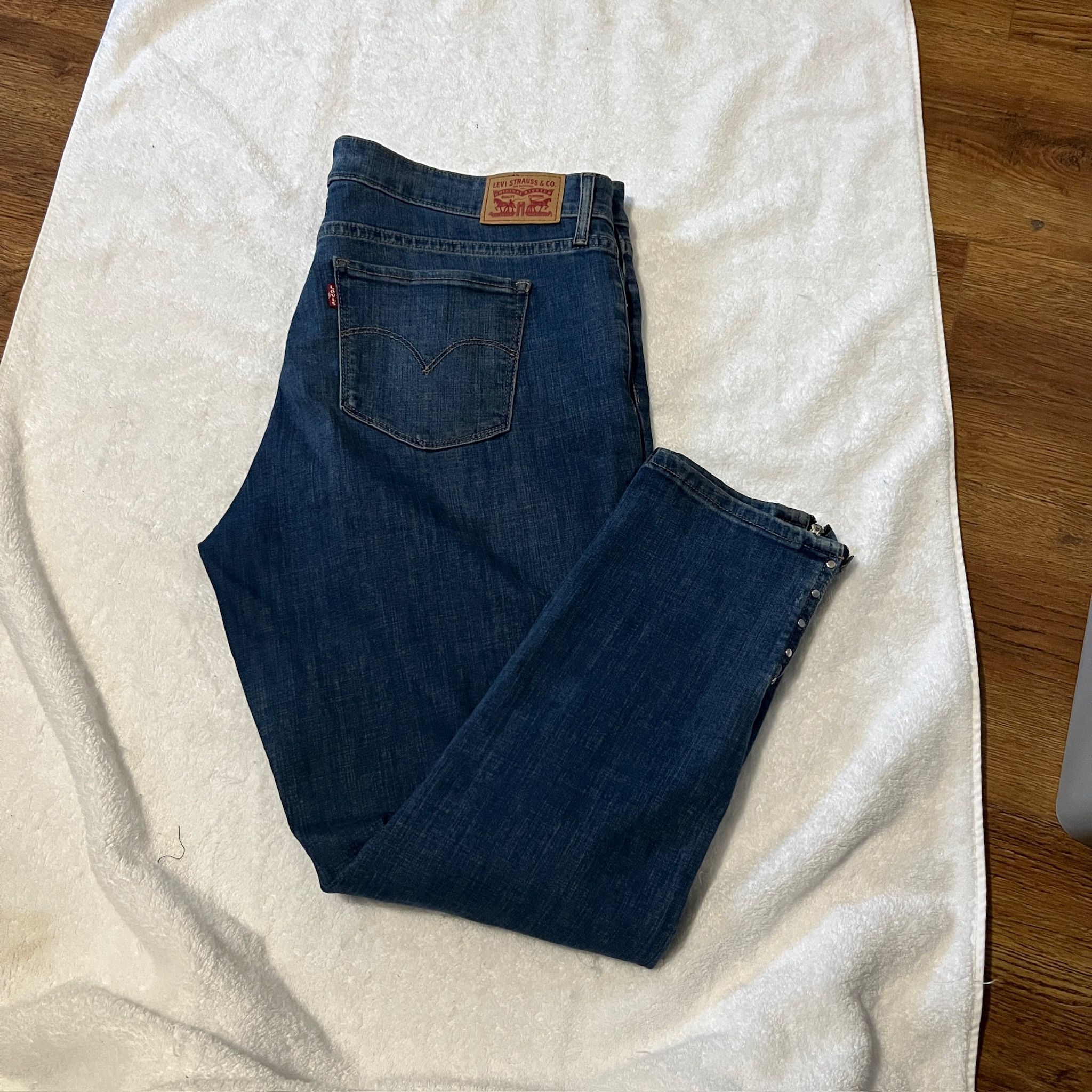 Levis Size 34