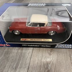 Diecast 1/18 Scale 1953 Studebaker Starliner Brand New !