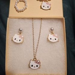 Hello Kitty Necklace & Earrings Set