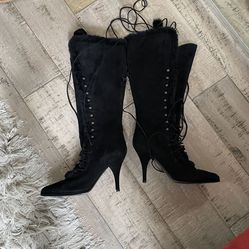 Black Suede Boots With Fur Trim Size 38