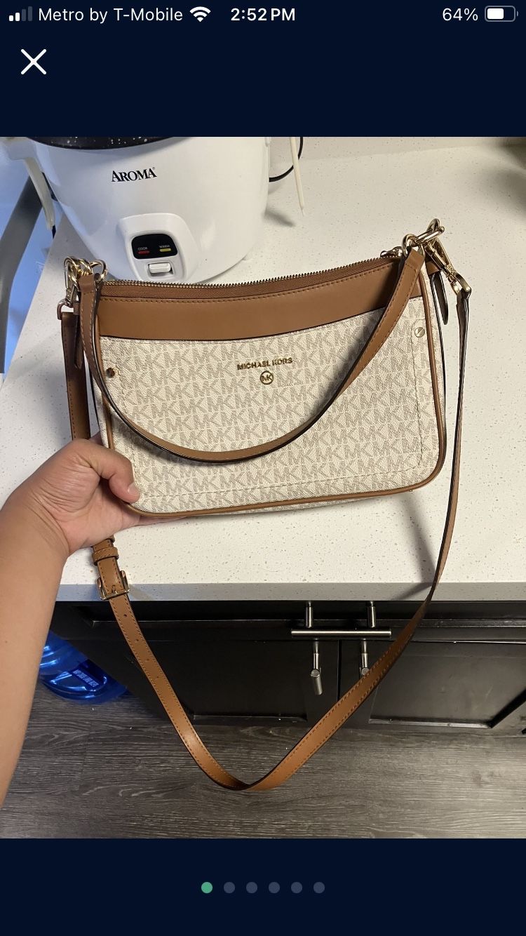 Michael Kors .