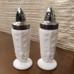 Milk Glass Vintage Salt & Pepper Shakers 