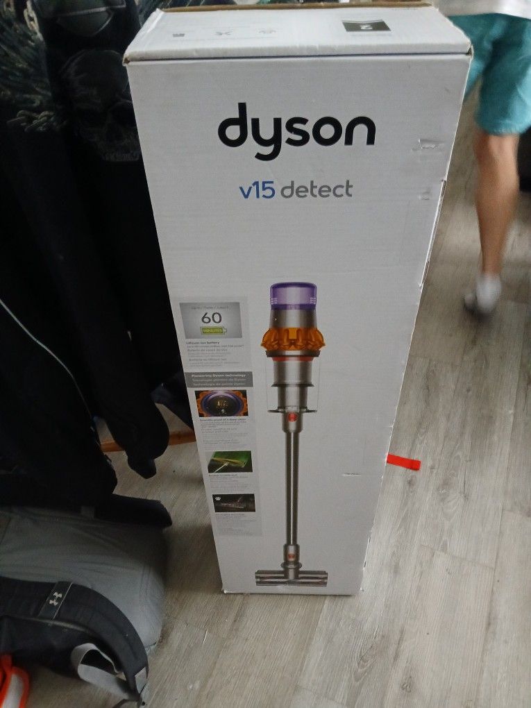 Dyson V15 Detect