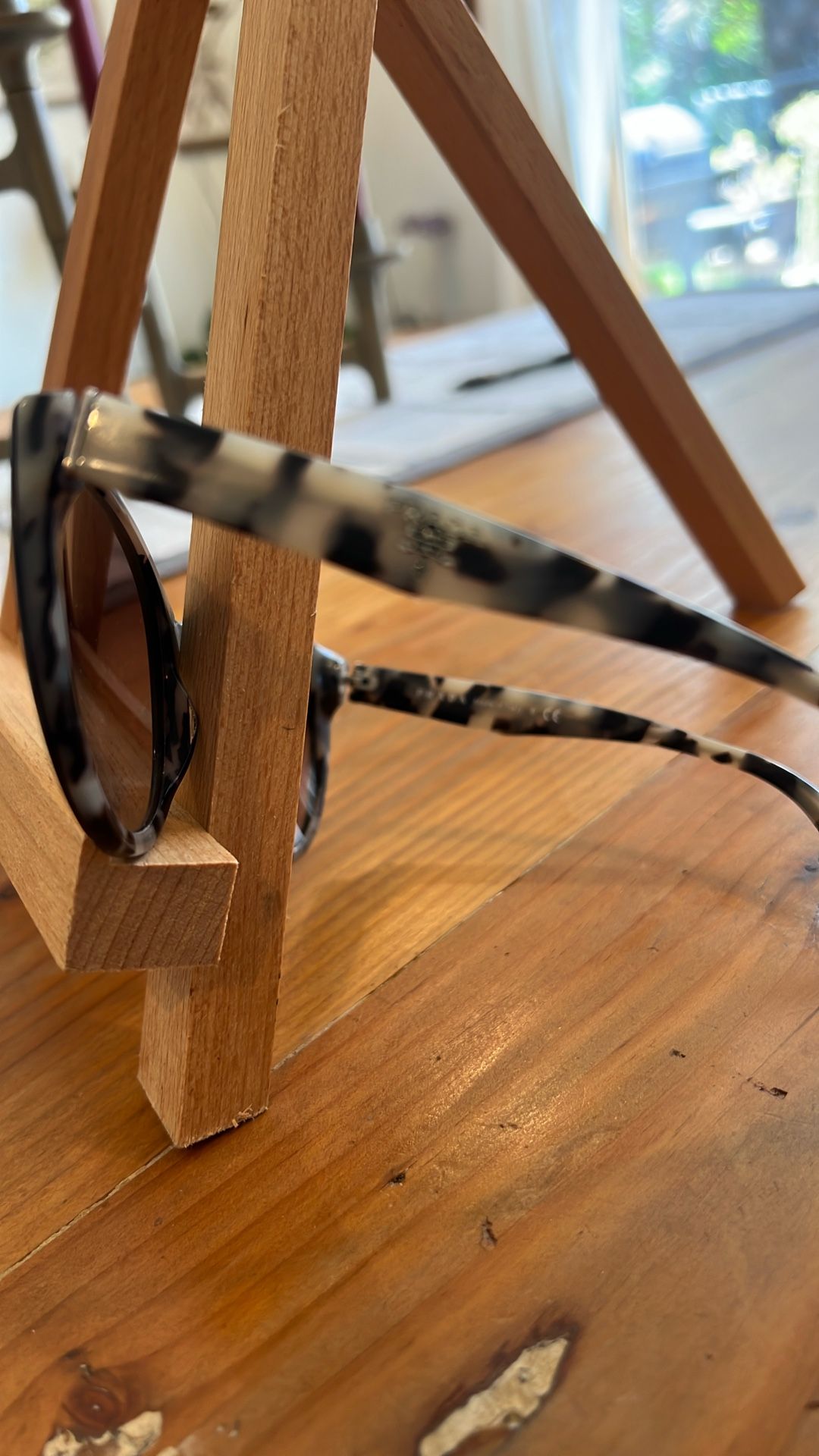 PRADA SUNGLASSES! Will Sell On Best Offer ! Starting At $100 ! Note ! There A Little Bit Scratch Nothing Mayor ! It Doesn’t Bother When wearing th