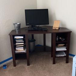 Corner Desk