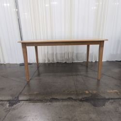 Light Wood Rectangular Dining Table in Natural Finish