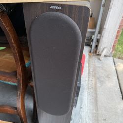 Jamo 5-Speaker Home Theater Set – Towers + Center + Surrounds (NO SUB)