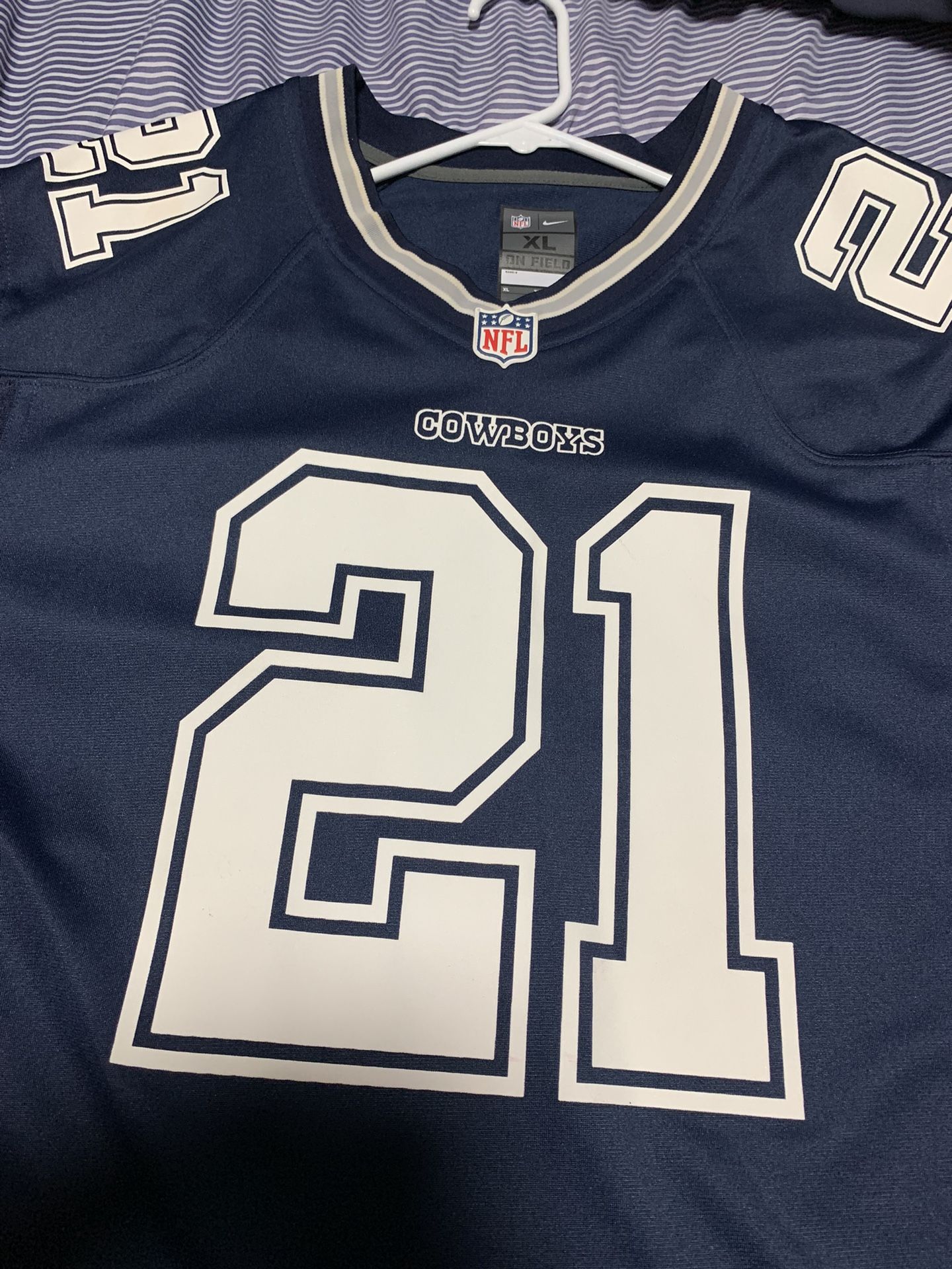 New Dallas Cowboys Ezekiel Elliott Jersey for Sale in Fort Worth, TX -  OfferUp