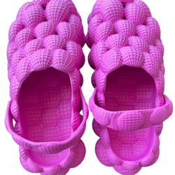 HOT PINK Bubble Slingback Slides Massage Slippers Funny Beach Shoes Men 10-11 These HOT PINK Bubble Slingback Slides are perfect for a day on the beac