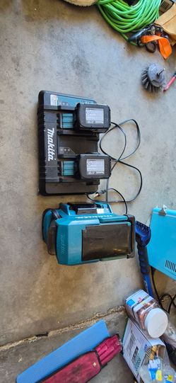 Matika 18v Rapid Dual Charger 2 batteries and Coffee pot