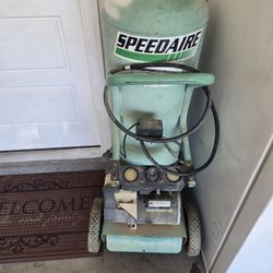 Air compressor