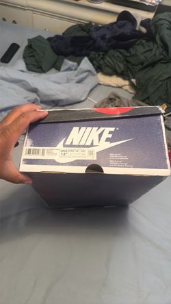 Nike Air Jordan 1 Retro Shoe Box Size 12.5