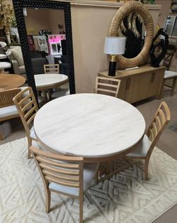 Beautiful solid Sandstone! Natural Oak 54" Round Dining Table Set