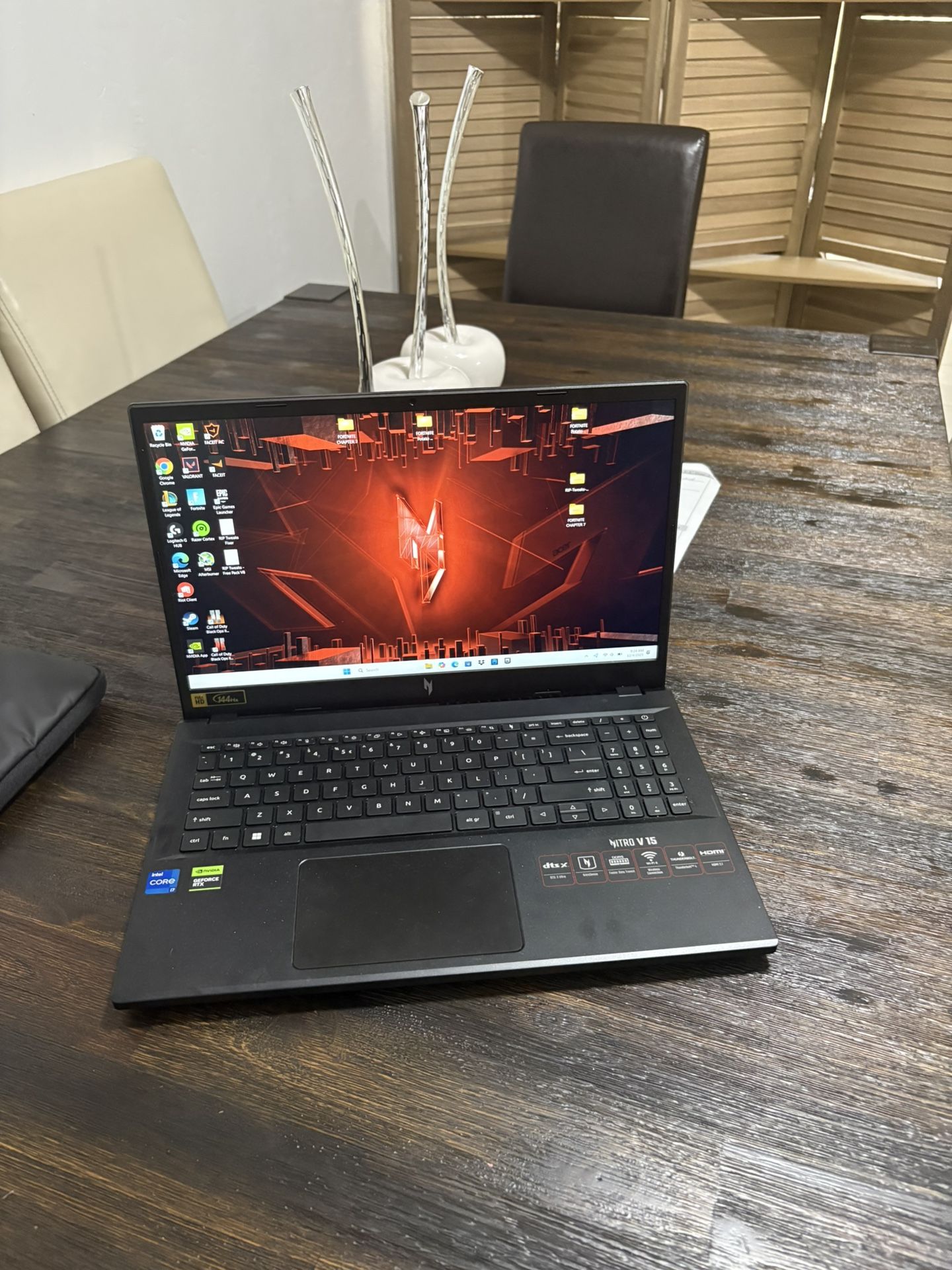 Aver Nitro V15 Rtx4060 Laptop 165hz 1080p