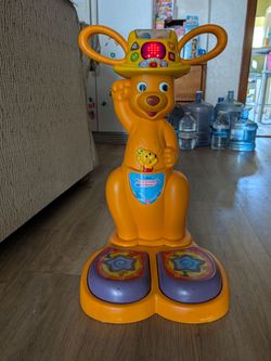 VTech Step & Count Kangaroo Learning Toy