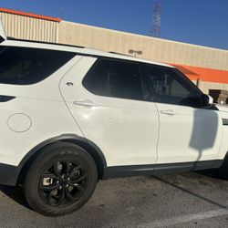 2020 Land Rover Discovery