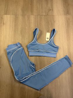 Blue Alo yoga set