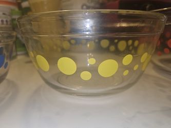 MID CENTURY POKA DOT NESTING BOWLS