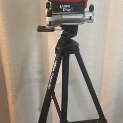 Craftsman Laser Level w tripod