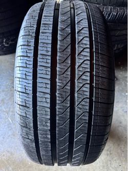 245 40 18 Pirelli Cinturato p7 tire