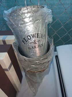 Garden planter buckets!