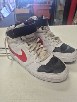 Nike Court Borough Mid 2 sneakers