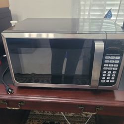 Hamilton Beach Microwave 