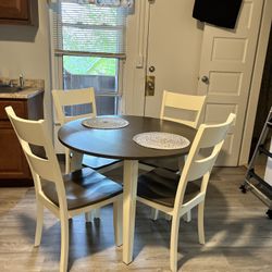 Bob’s Furniture, Kitchen Table