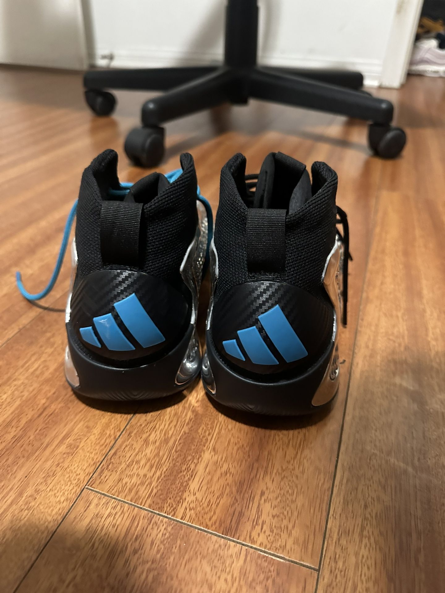 Anthony Edward 1 8.5