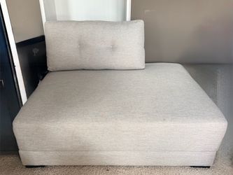 Chaise Lounge Chair
