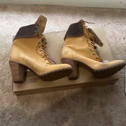 Size 11 Timberland Boots