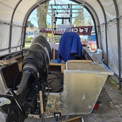 1985 Mercury Outboard Motor   6 Cylinder Great Shape 