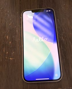 iPhone 16e (spectrum only) like new