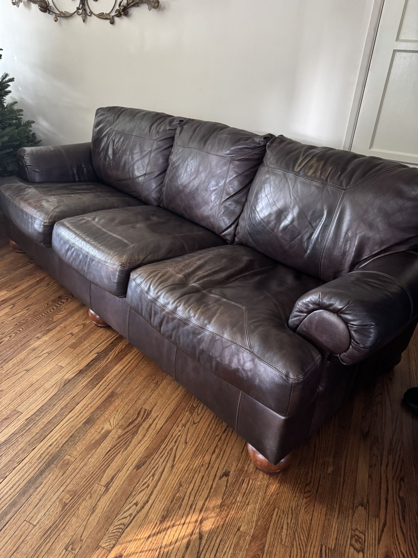 FREE BROWN LEATHER COUCH 8 FEET LONG