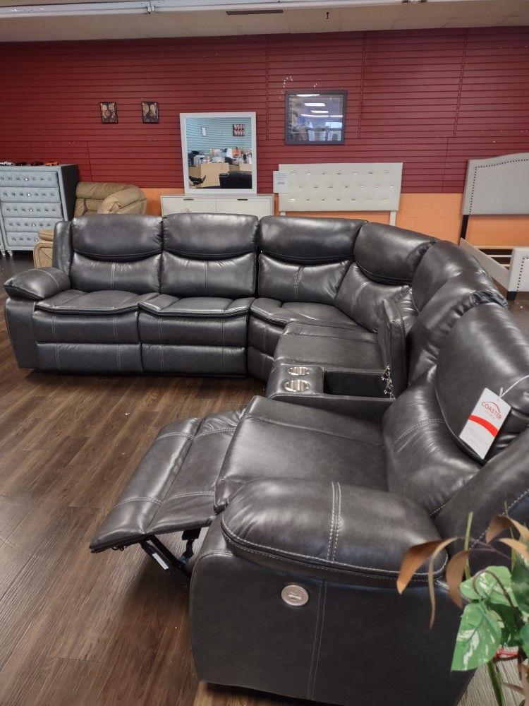 New Recliner Sofa And Loveseat With Three Power Recliners Wow