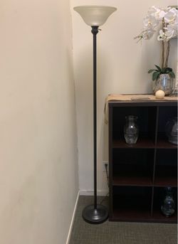 floor lamp