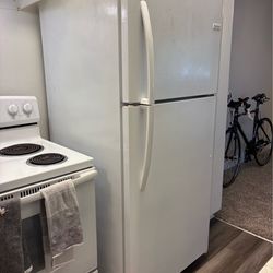 Fridge / Freezer