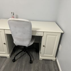 White Desk