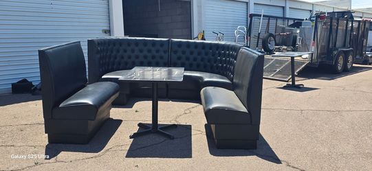 Restaurant Booth couches black 7p.c total