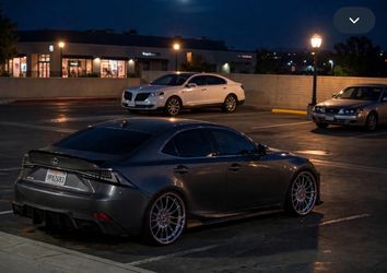 Lexus is250f