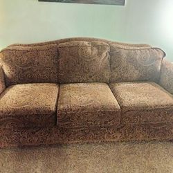 Lazy Boy Pull out Sleeper Sofa