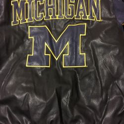 U of M leather jacket Size Large/42-44