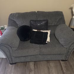 Living Room Set With Pictures And Pillows, glass table ext.