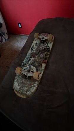 SKATEBOARD