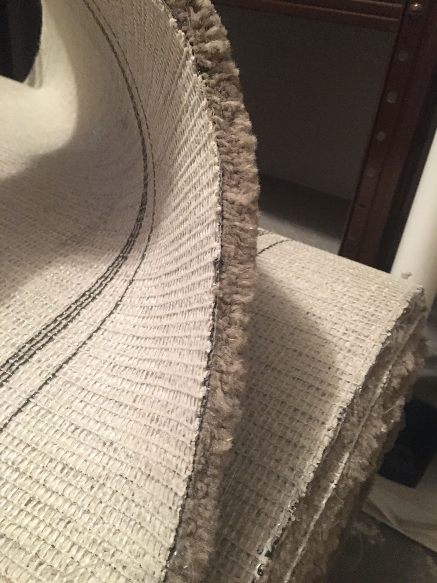 New plush carpet with padding 25’4”