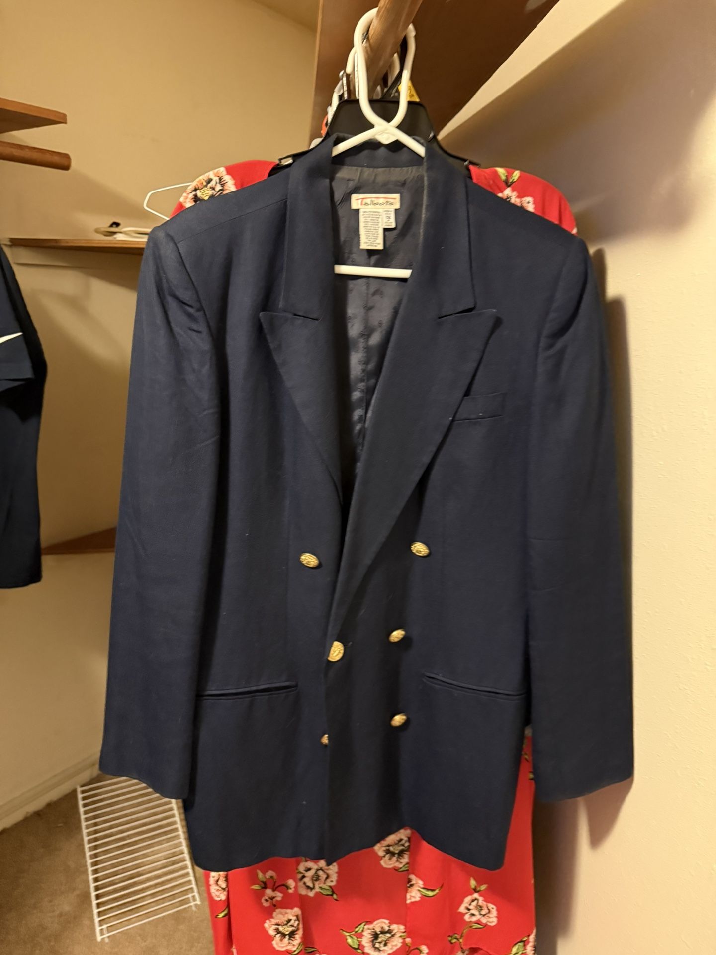 Talbots  Navy  Blue Woman’s Blazer